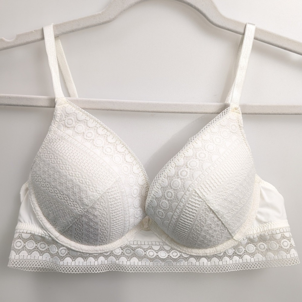 Etam Paris Floral Lace Padded Push Up Bra Size 32B White Underwire Romantic